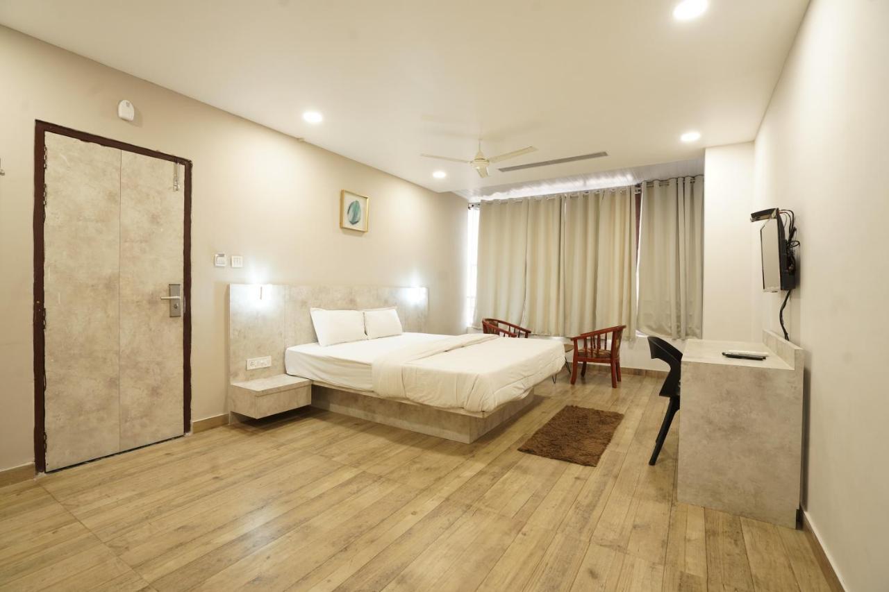 Hotel Trp Bliss Nizamabad Exterior foto